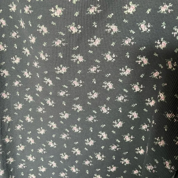 Lucky Brand Floral Gray Long Sleeve Top - Picture 2 of 5